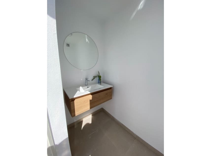 3 makuuhuone Bungalow myytävänä paikassa Pilar de la Horadada mukana uima-altaan - 395 900 € (Ref: 9150500)