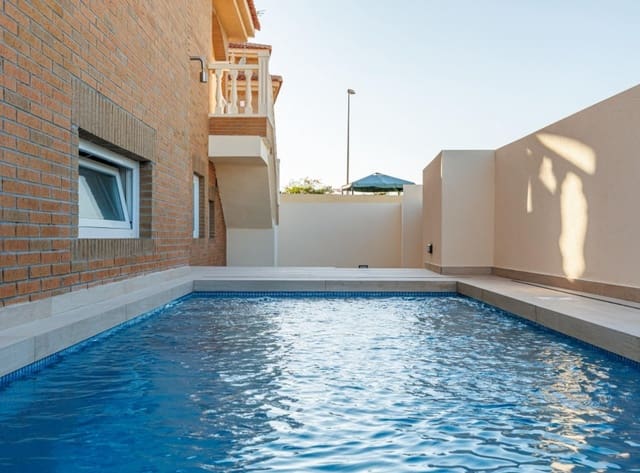 4 Zimmer Villa zu verkaufen in Ciudad Quesada, Rojales mit Pool - 549.000 € (Ref: 9150510)