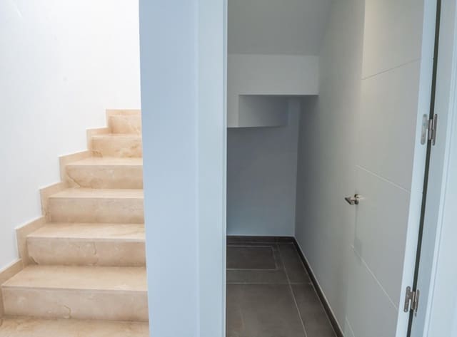 3 soveværelse Villa til salg i Las Lomas de Rame - Bahía Bella, Los Alcázares med swimmingpool - € 445.000 (Ref: 9150520)