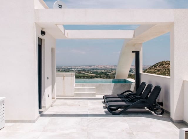 2 soveværelse Bungalow til salg i Ciudad Quesada, Rojales med swimmingpool - € 475.000 (Ref: 9150522)