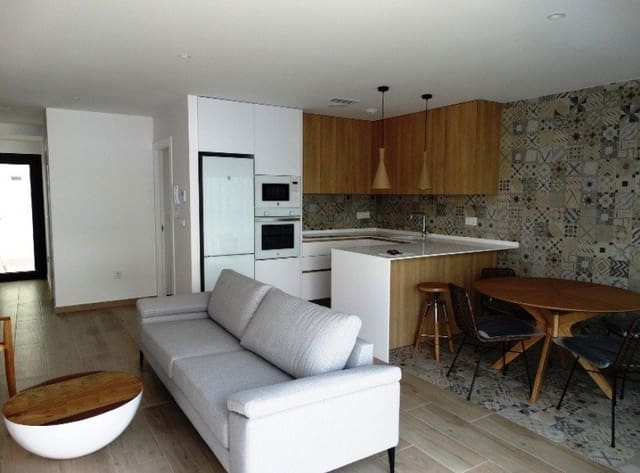 3 soveværelse Villa til salg i Pilar de la Horadada ciudad, Pilar de la Horadada med swimmingpool - € 379.900 (Ref: 9150528)