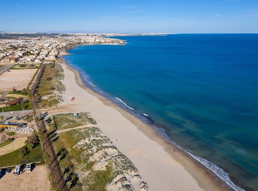 2 makuuhuone Omakotitalo myytävänä paikassa Pilar de la Horadada - 315 900 € (Ref: 9150536)