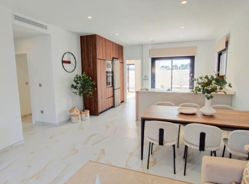 3 camera da letto Villa in vendita in Pinar de Campoverde - 422.500 € (Rif: 9150542)