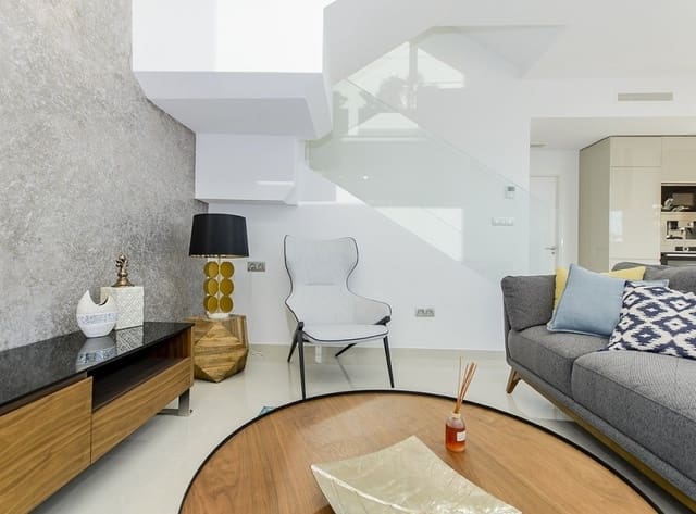 3 sypialnia Willa na sprzedaż w Los Montesinos z basenem - 485 000 € (Ref: 9150545)