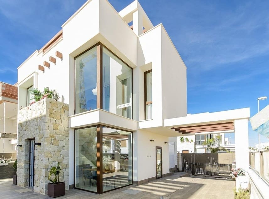 3 bedroom Villa for sale in Los Montesinos with pool garage - € 485,000 (Ref: 9150545)