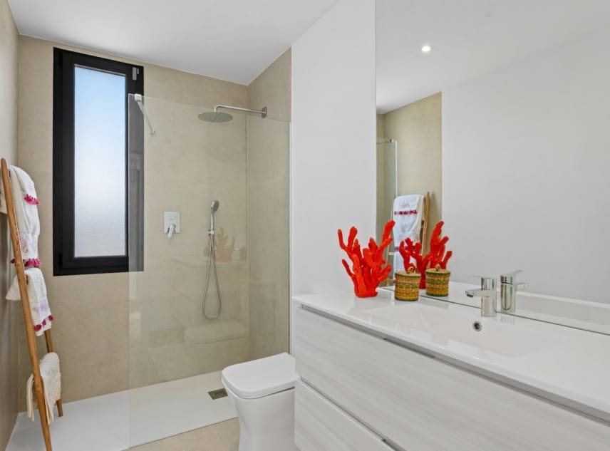 3 soveværelse Villa til salg i Mar de Cristal med swimmingpool - € 549.000 (Ref: 9150553)