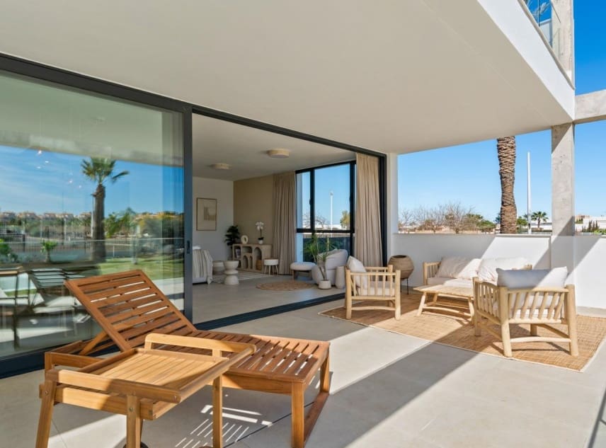 2 soveværelse Penthouse til salg i Mar de Cristal med swimmingpool - € 325.000 (Ref: 9150554)