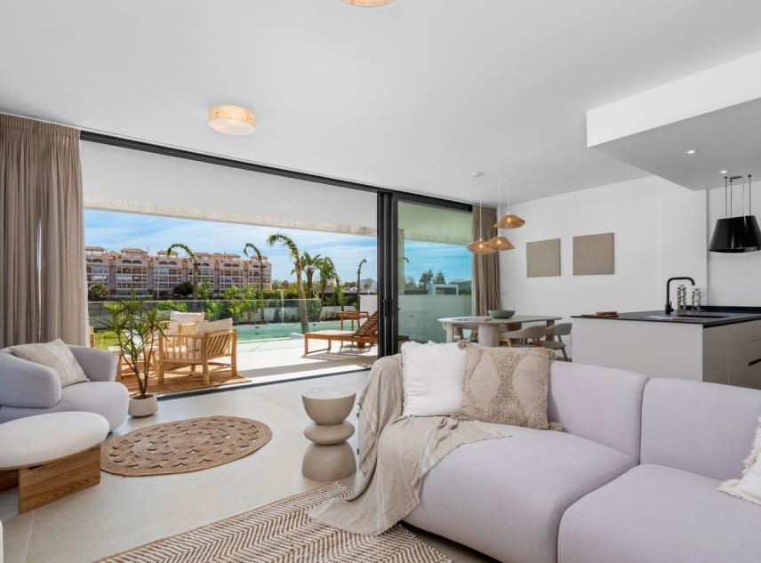 2 soveværelse Penthouse til salg i Mar de Cristal med swimmingpool - € 325.000 (Ref: 9150554)