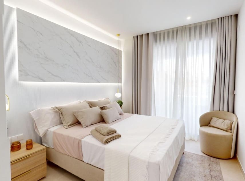 2 soveværelse Penthouse til salg i Cabo Roig med swimmingpool - € 440.000 (Ref: 9150565)