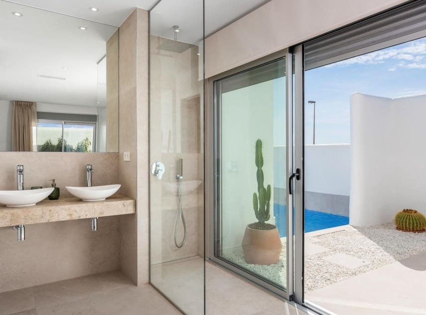 3 makuuhuone Huvila myytävänä paikassa Los Alcazares mukana uima-altaan - 499 900 € (Ref: 9150568)