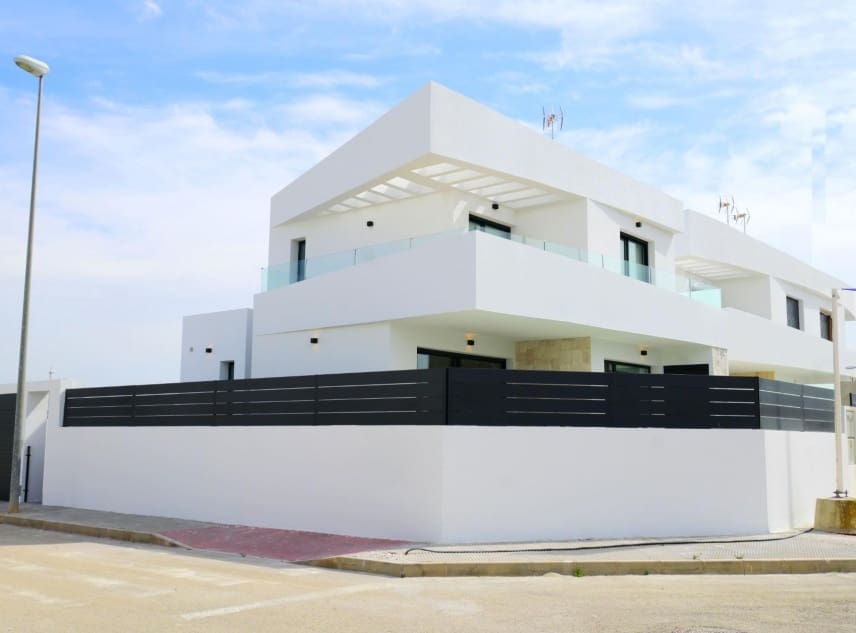 3 soveværelse Villa til salg i Dolores med swimmingpool - € 459.000 (Ref: 9150569)