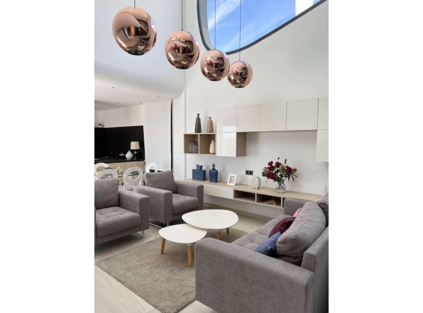 3 soveværelse Villa til salg i Ciudad Quesada med swimmingpool - € 770.000 (Ref: 9150804)