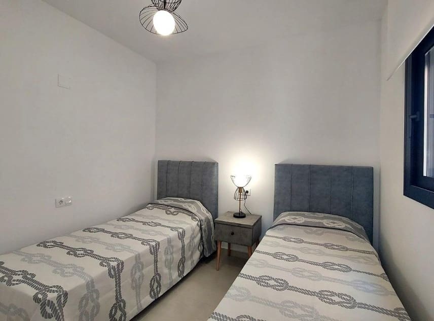 2 soveværelse Lejlighed til salg i San Miguel de Salinas med swimmingpool - € 266.000 (Ref: 9150806)