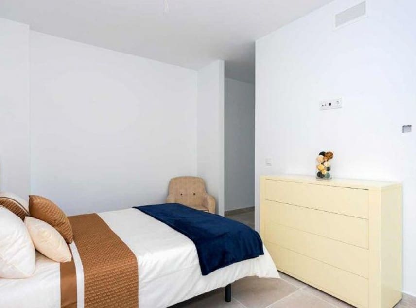 3 slaapkamer Villa te koop in Daya Nueva met zwembad - € 349.000 (Ref: 9151009)