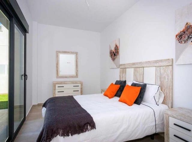 3 slaapkamer Villa te koop in Daya Nueva met zwembad - € 349.000 (Ref: 9151009)