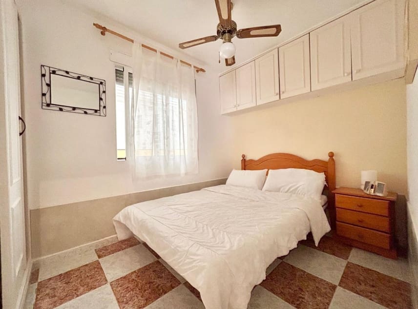 2 soveværelse Bungalow til salg i El Chaparral med swimmingpool - € 119.950 (Ref: 9203486)