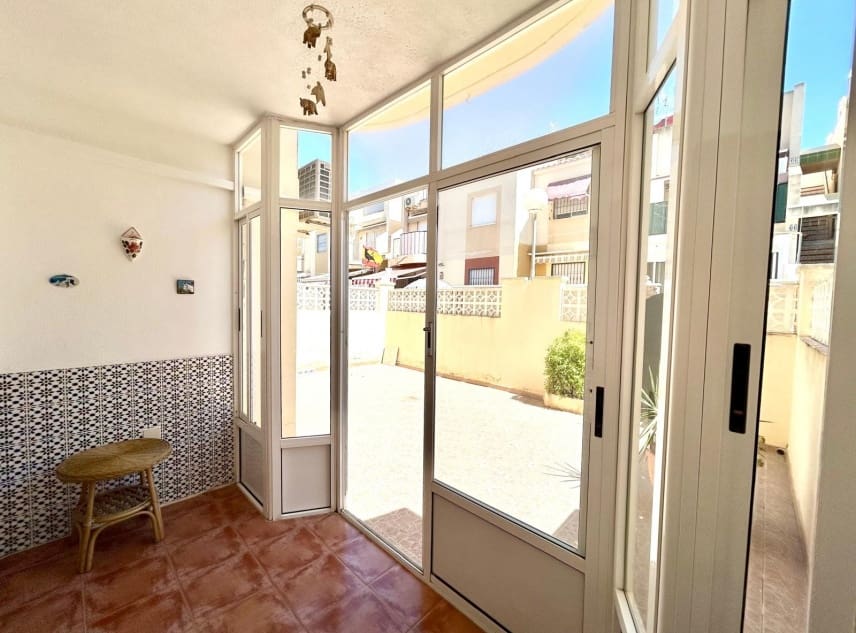 2 soveværelse Bungalow til salg i El Chaparral med swimmingpool - € 119.950 (Ref: 9203486)