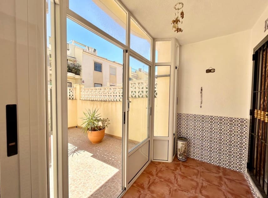 2 soveværelse Bungalow til salg i El Chaparral med swimmingpool - € 119.950 (Ref: 9203486)