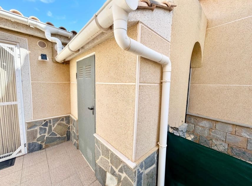 3 soverom Villa til salgs i La Siesta med svømmebasseng garasje - € 335 950 (Ref: 9238899)