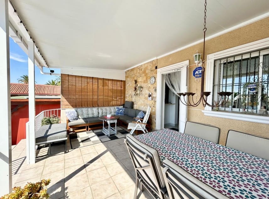 3 soverom Villa til salgs i La Siesta med svømmebasseng garasje - € 335 950 (Ref: 9238899)