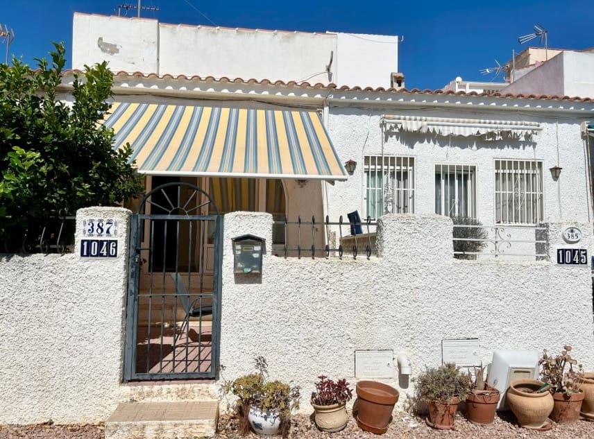 2 quarto Casa em Banda para venda em La Siesta - 119 000 € (Ref: 9251450)