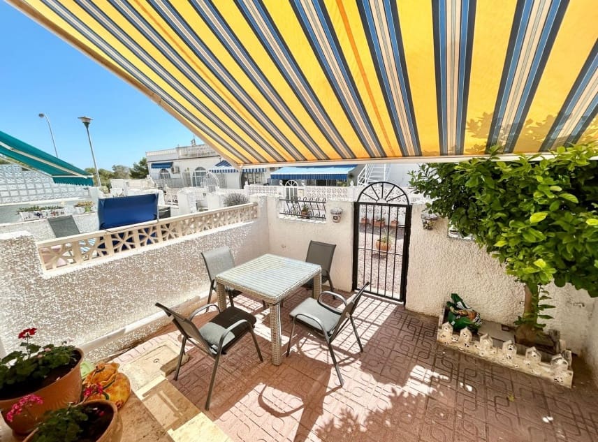 2 quarto Casa em Banda para venda em La Siesta - 119 000 € (Ref: 9251450)