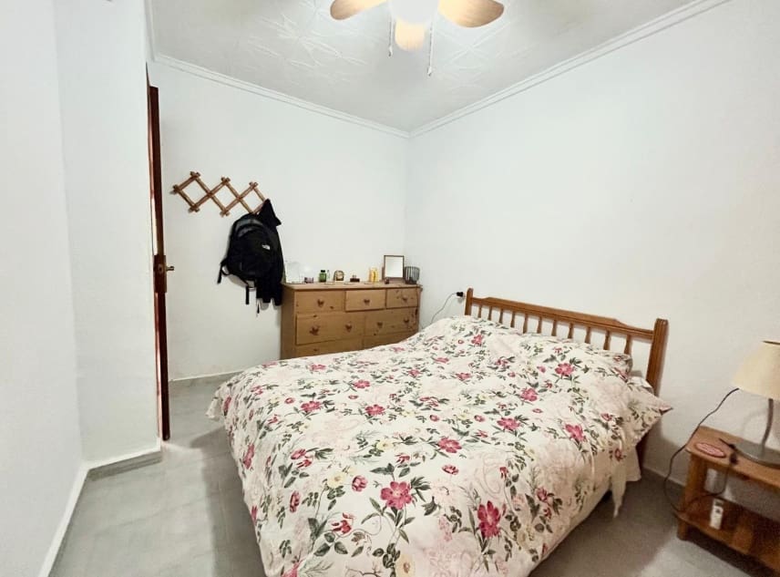 2 quarto Casa em Banda para venda em La Siesta - 119 000 € (Ref: 9251450)