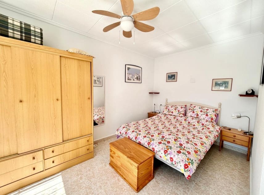 2 quarto Casa em Banda para venda em La Siesta - 119 000 € (Ref: 9251450)