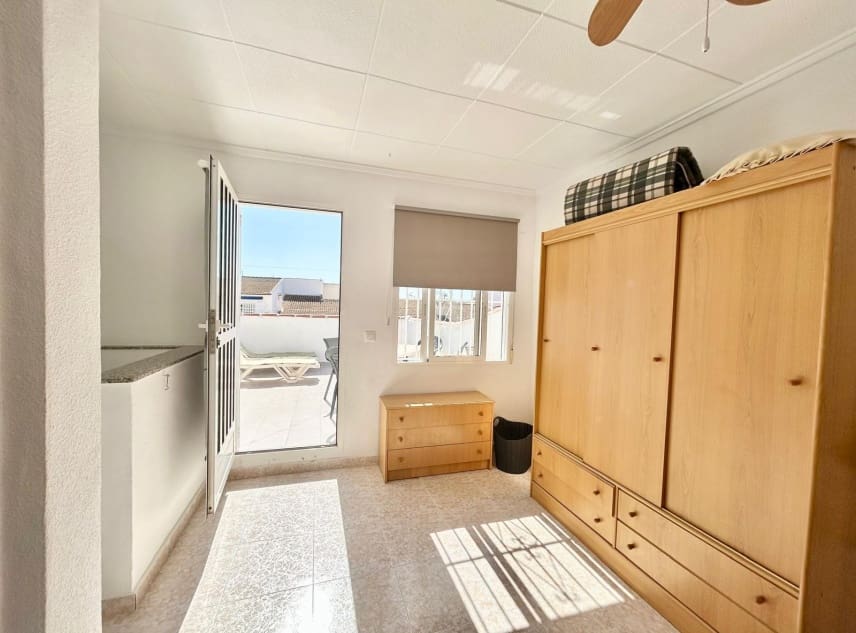 2 quarto Casa em Banda para venda em La Siesta - 119 000 € (Ref: 9251450)