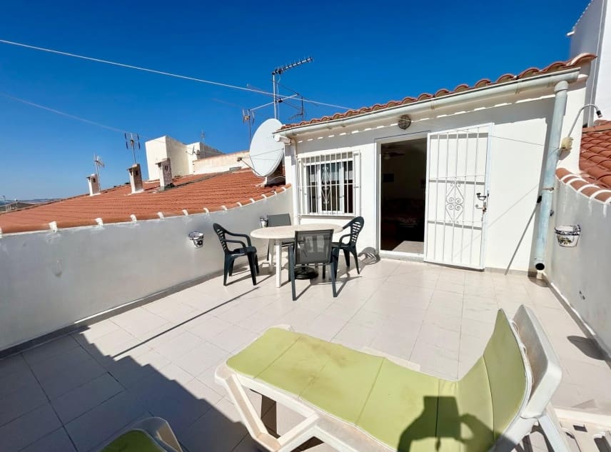 2 quarto Casa em Banda para venda em La Siesta - 119 000 € (Ref: 9251450)