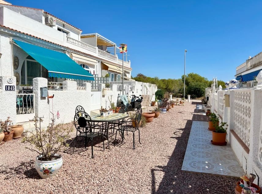 2 quarto Casa em Banda para venda em La Siesta - 119 000 € (Ref: 9251450)