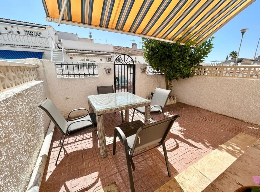 2 quarto Casa em Banda para venda em La Siesta - 119 000 € (Ref: 9251450)