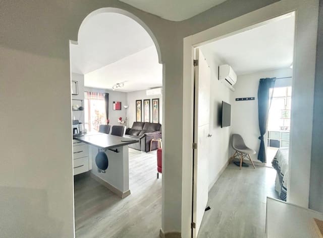 2 quarto Penthouse para venda em El Molino, Torrevieja - 169 950 € (Ref: 9314437)