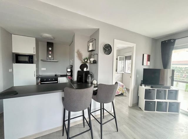 2 quarto Penthouse para venda em El Molino, Torrevieja - 169 950 € (Ref: 9314437)