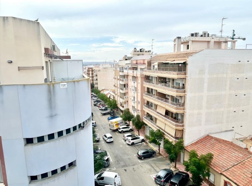 2 quarto Penthouse para venda em Torrevieja - 169 950 € (Ref: 9314437)
