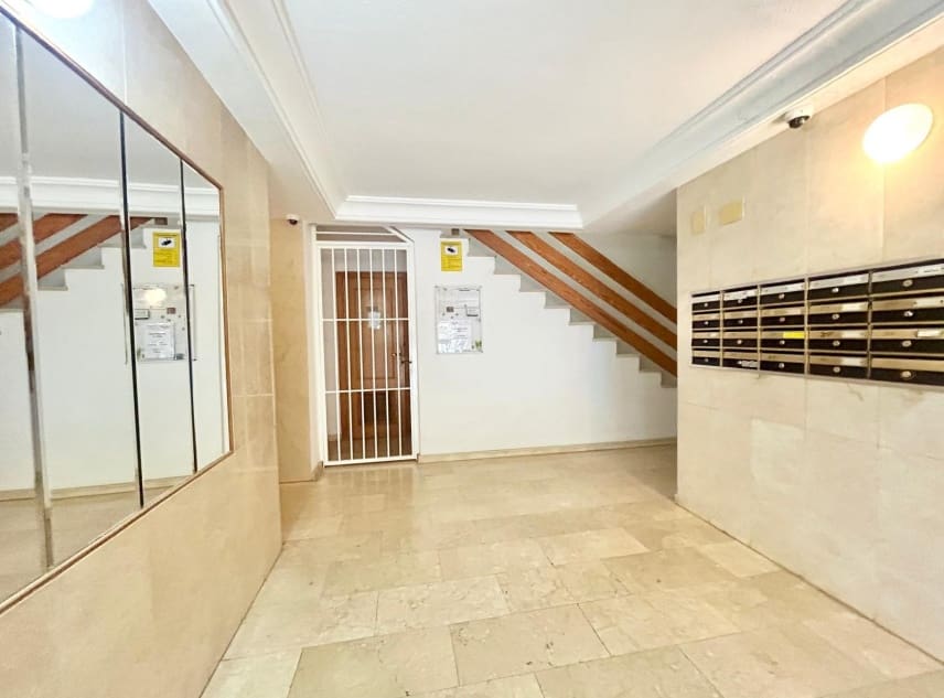 2 quarto Penthouse para venda em Torrevieja - 169 950 € (Ref: 9314437)