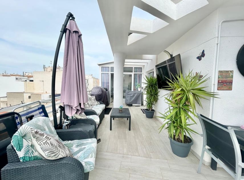 2 quarto Penthouse para venda em Torrevieja - 169 950 € (Ref: 9314437)