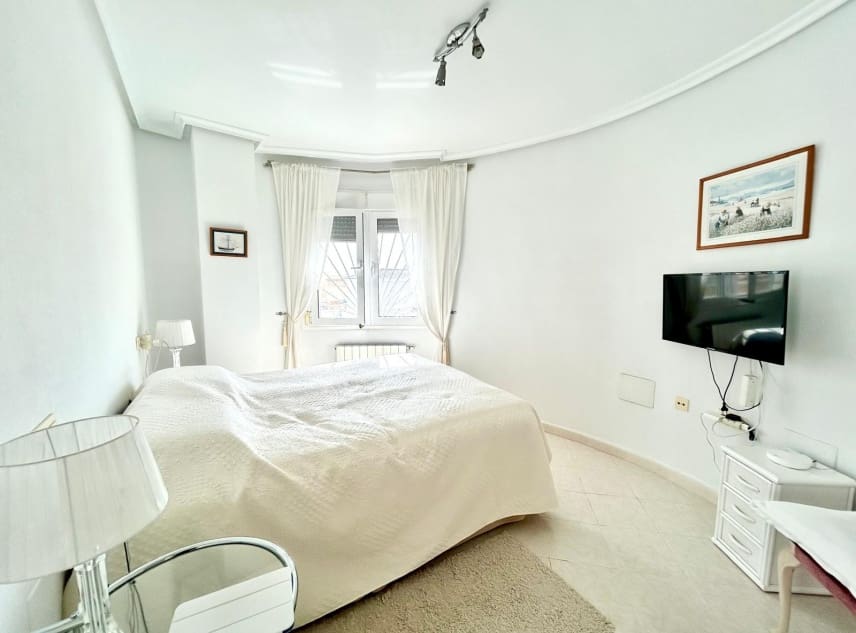 3 soverom Villa til salgs i San Luis med svømmebasseng garasje - € 339 950 (Ref: 9315181)