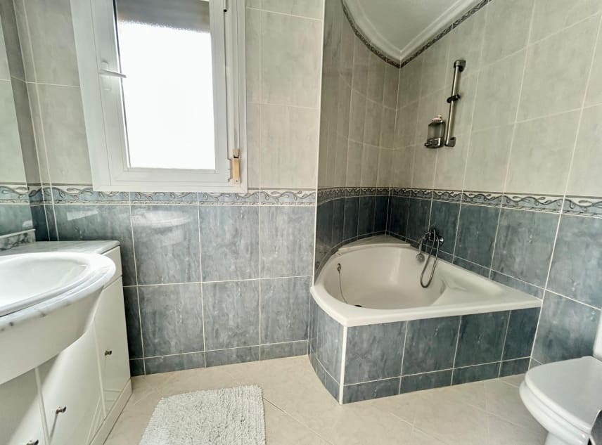 3 soverom Villa til salgs i San Luis med svømmebasseng garasje - € 339 950 (Ref: 9315181)