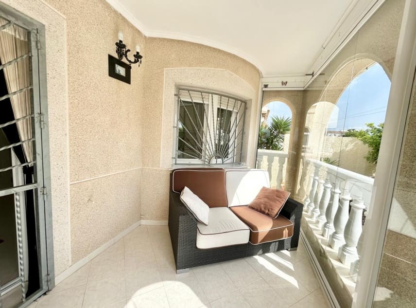 3 soverom Villa til salgs i San Luis med svømmebasseng garasje - € 339 950 (Ref: 9315181)