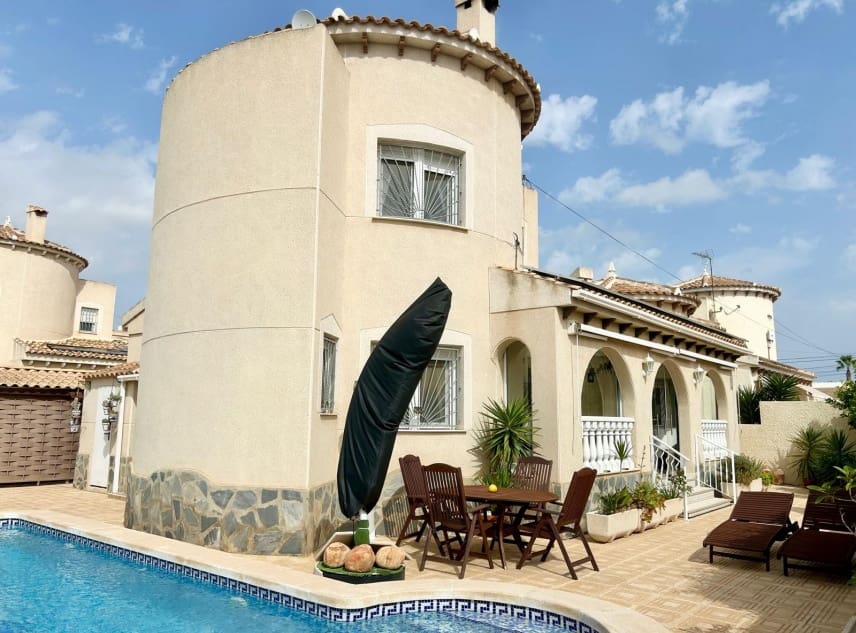 3 soverom Villa til salgs i San Luis med svømmebasseng garasje - € 339 950 (Ref: 9315181)