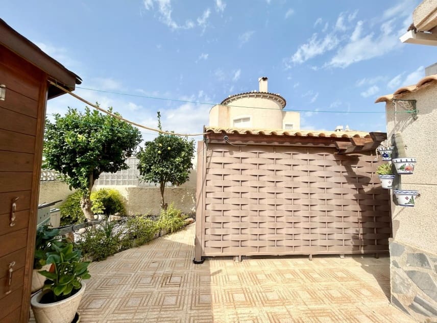 3 soverom Villa til salgs i San Luis med svømmebasseng garasje - € 339 950 (Ref: 9315181)