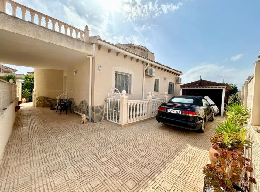 3 soverom Villa til salgs i San Luis med svømmebasseng garasje - € 339 950 (Ref: 9315181)