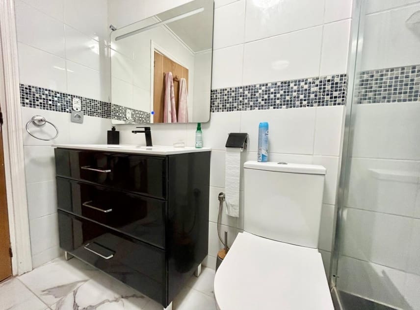 3 soveværelse Villa til salg i La Siesta med swimmingpool garage - € 269.000 (Ref: 9329834)