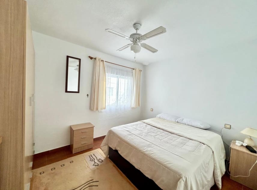 2 soveværelse Bungalow til salg i El Chaparral med swimmingpool - € 95.000 (Ref: 9332723)