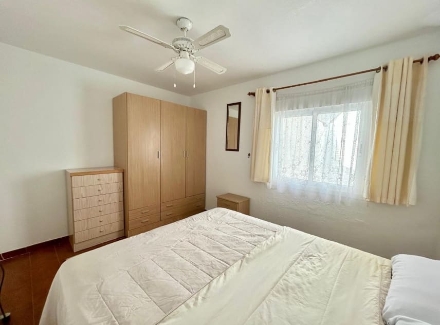 2 soveværelse Bungalow til salg i El Chaparral med swimmingpool - € 95.000 (Ref: 9332723)