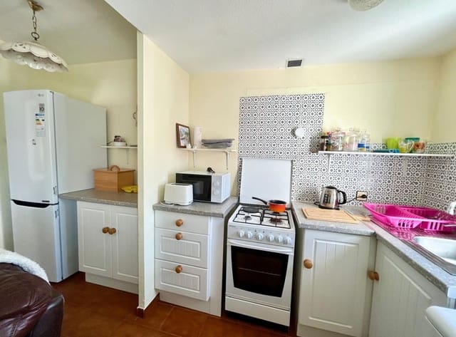 2 soveværelse Bungalow til salg i El Chaparral, Torrevieja med swimmingpool - € 95.000 (Ref: 9332723)