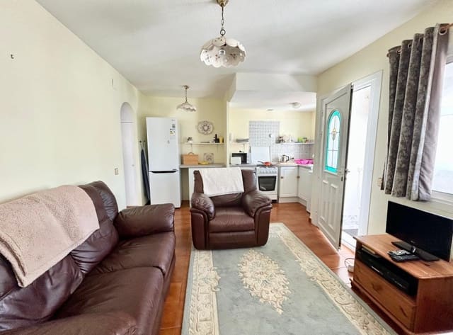 2 soveværelse Bungalow til salg i El Chaparral, Torrevieja med swimmingpool - € 95.000 (Ref: 9332723)