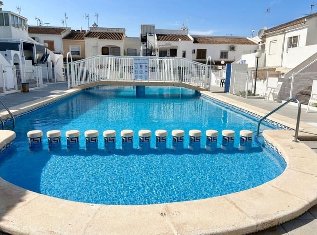 2 soveværelse Bungalow til salg i El Chaparral, Torrevieja med swimmingpool - € 95.000 (Ref: 9332723)