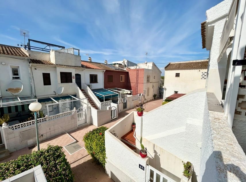 2 soveværelse Bungalow til salg i El Chaparral med swimmingpool - € 95.000 (Ref: 9332723)